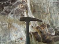 Espeleotema cortina em formação