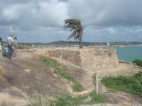 Vista do Forte São Francisco Xavier, construído sobre o Granito do Cabo. Foto: Marcos Nascimento.