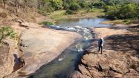 Foto - Vista parcial da Cachoeira do Bileto. Foto dos autores.